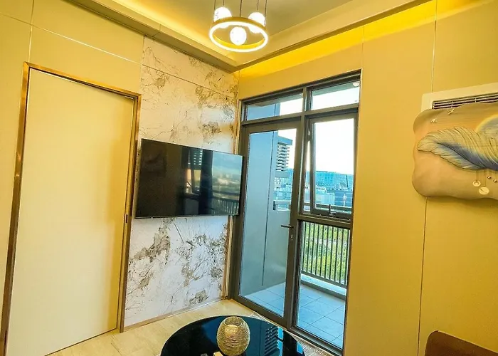 Modern 1br Near Solaire, Okada, Near Airport Apartamento