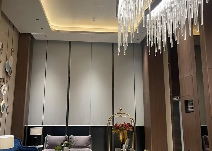 Modern 1br Near Solaire, Okada, Near Airport Apartamento