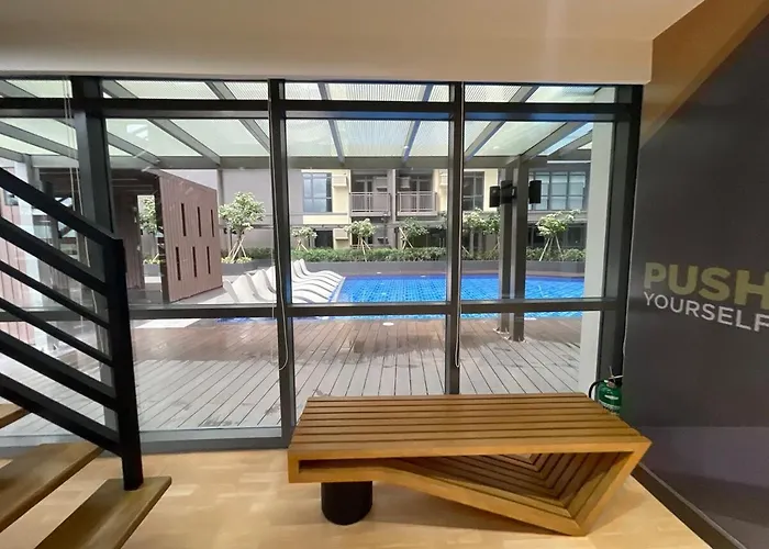 Modern 1br Near Solaire, Okada, Near Airport