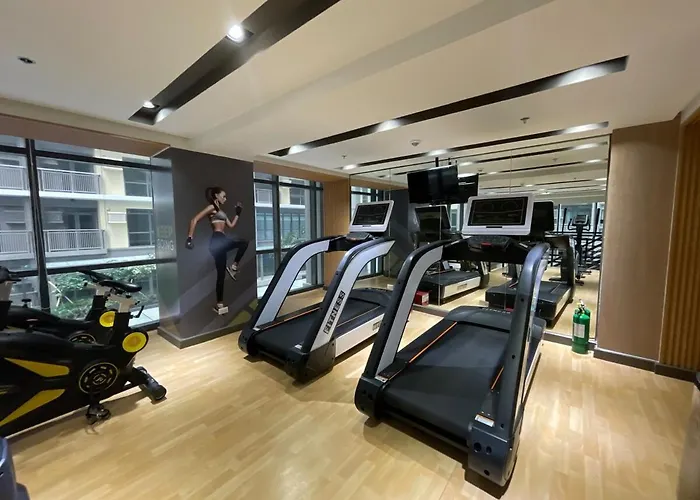 Modern 1br Near Solaire, Okada, Near Airport *