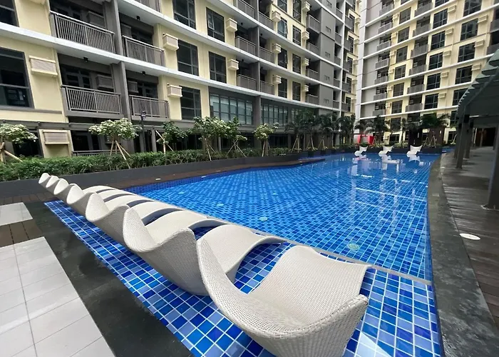 Modern 1br Near Solaire, Okada, Near Airport Apartamento *