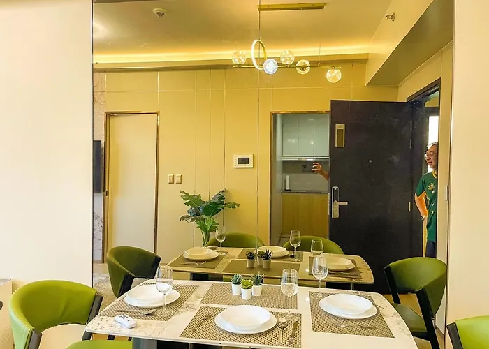 Modern 1br Near Solaire, Okada, Near Airport *