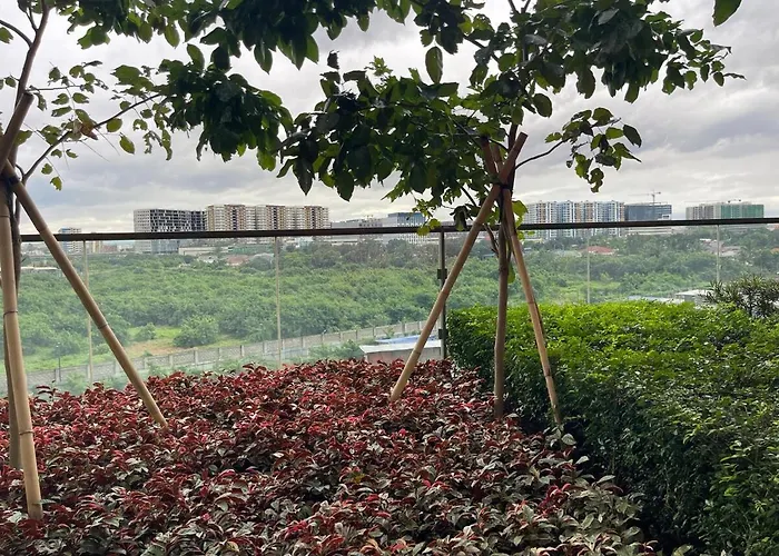 Modern 1br Near Solaire, Okada, Near Airport *
