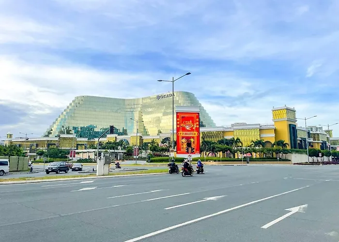 Modern 1br Near Solaire, Okada, Near Airport